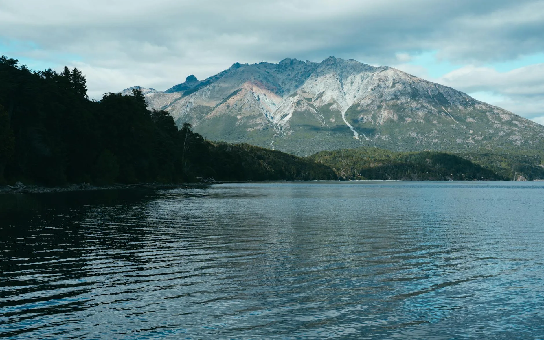 La traversée des lacs vers le Chili