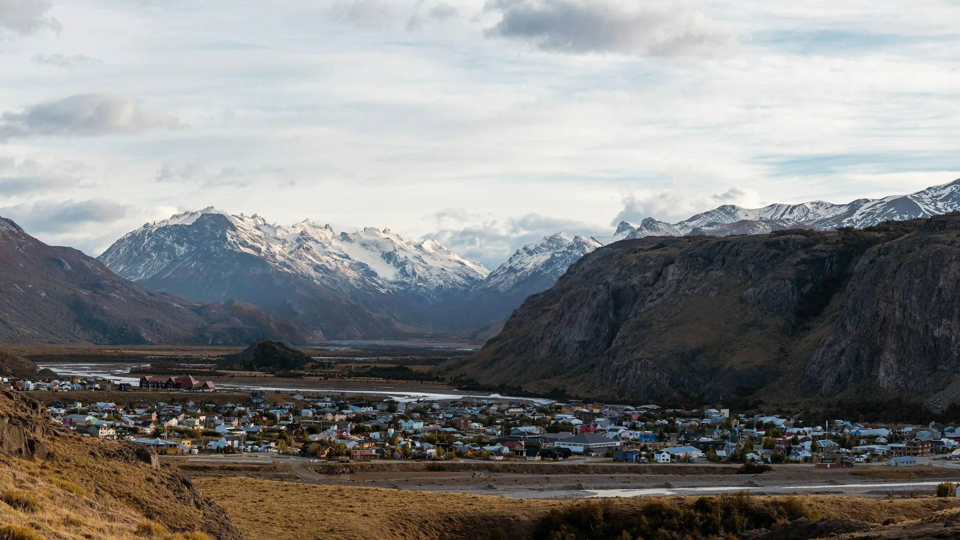Où se trouve El Chaltén et comment y accéder